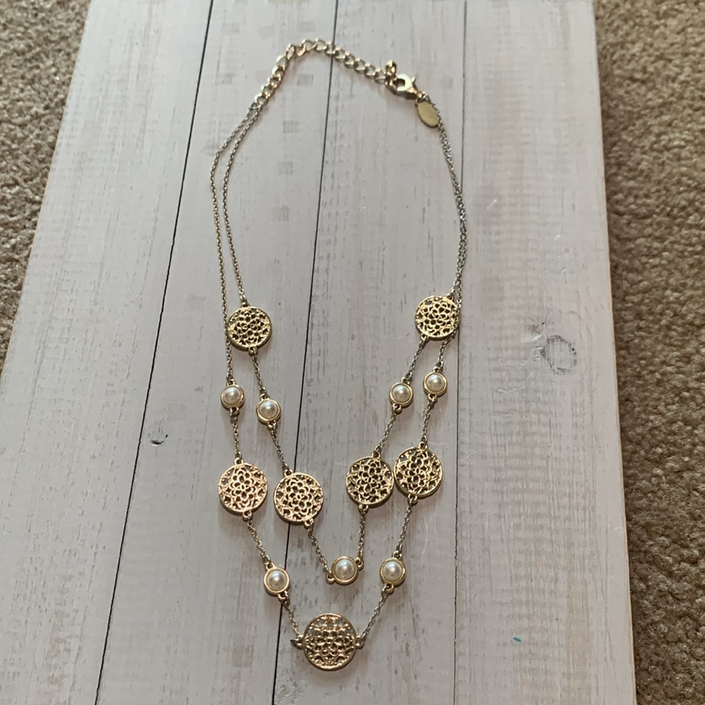 Loft Outlet Pearl Necklace - Picture 2 of 5